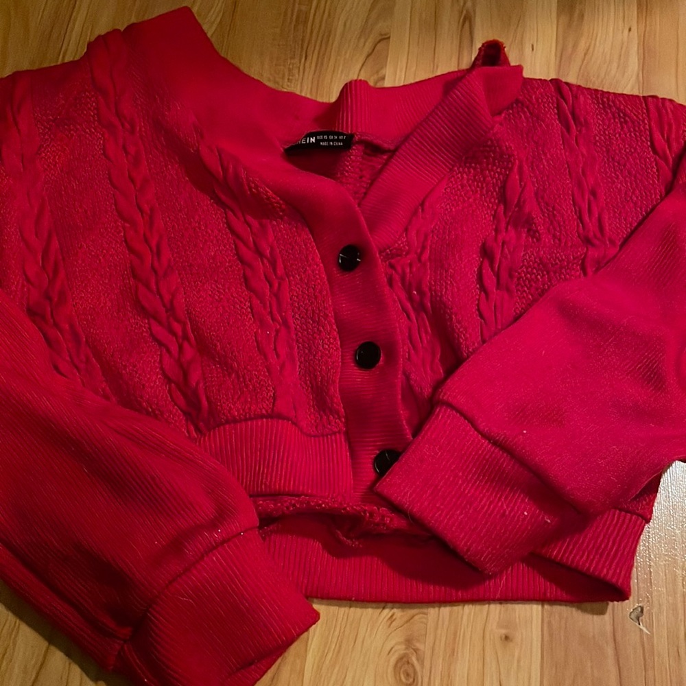 red shein cropped sweater!!